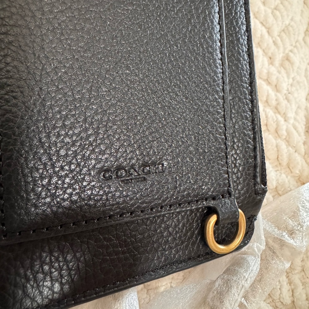 Coach NWT Turnlock Chain Phone Crossbody Bag Black Pebble Leather - Picture 2 of 11